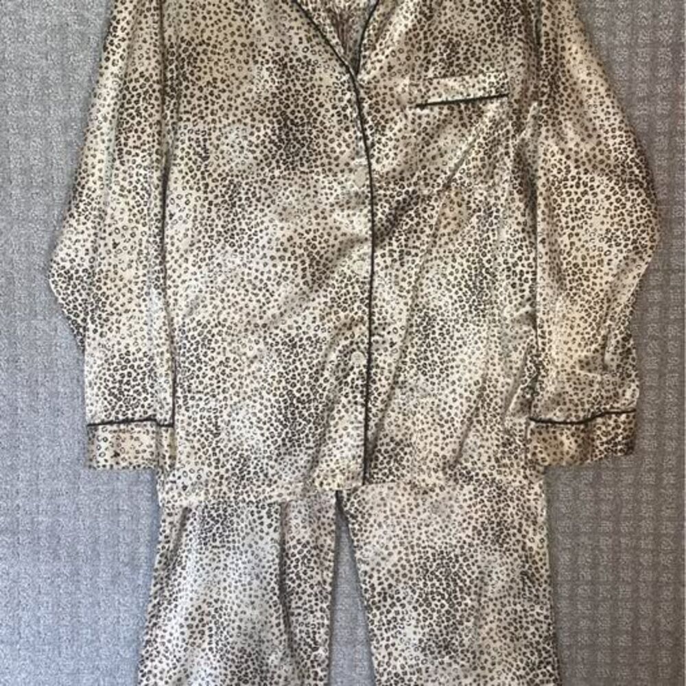 Character Leopard Print Pajama Set